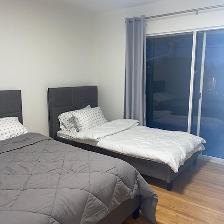 Home In West Vancouver Εξωτερικό φωτογραφία